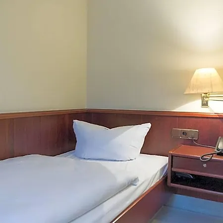 Altdeutsche Weinstuben Hotel