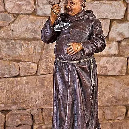 Altdeutsche Weinstuben 3* Freyburg
