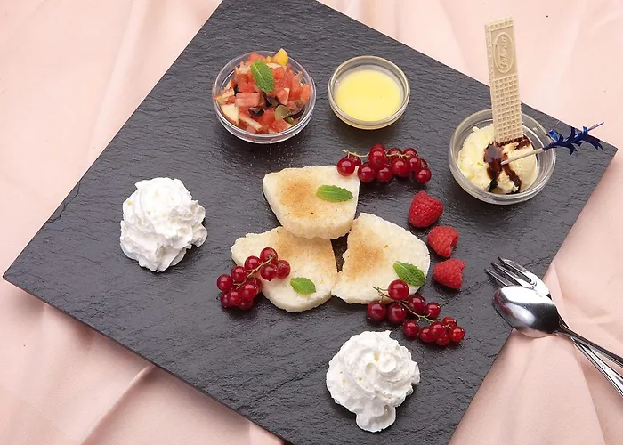 Hotel Altdeutsche Weinstuben 3*