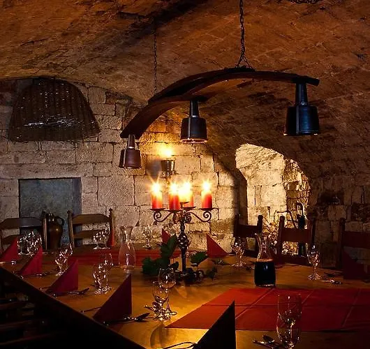 Altdeutsche Weinstuben 3* Freyburg